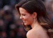 32d8a780530082.gif